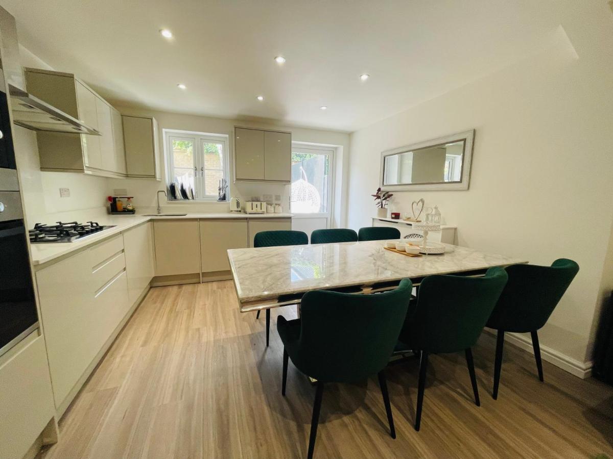 Riverside Premium En Suite Double Room E14 런던 외부 사진